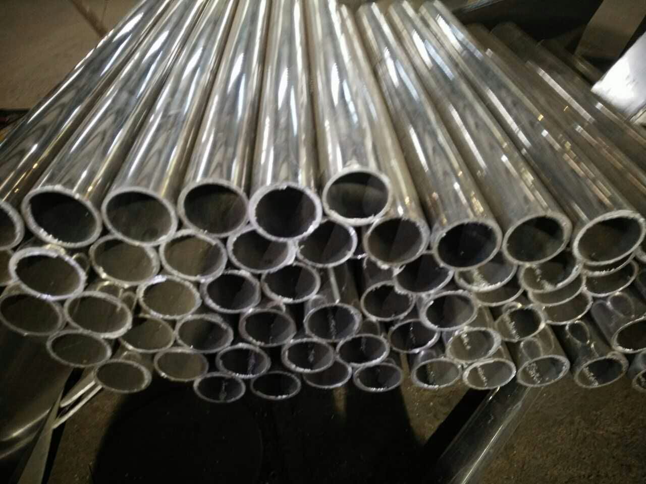 浴池鍋爐管細節(jié)圖片 浴池鍋爐管細節(jié)圖片