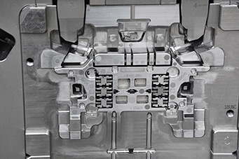 螺紋部分設(shè)計(jì)回轉(zhuǎn)脫模機(jī)構(gòu)有哪些注意事項(xiàng)？