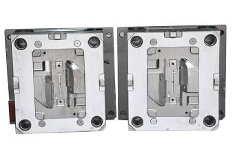 塑料模具如何保證裝配精度？