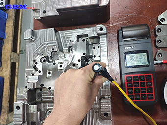 注塑模具制造有哪些常用的質量檢測設備？（二）