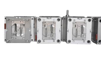 精密注塑模具加工成型的精度受什么因素影響呢？