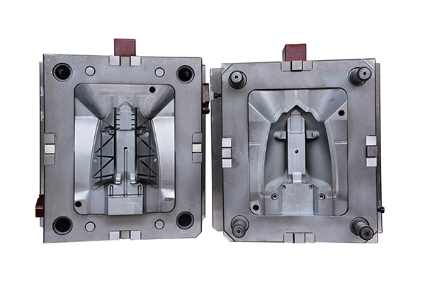 汽車(chē)注塑件模具加工