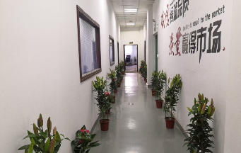 如何選擇一家專業(yè)的模具生產(chǎn)廠家？