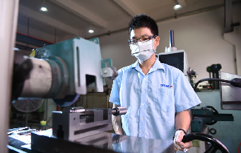 解決模具加工中的表面質(zhì)量問題，提升生產(chǎn)效率